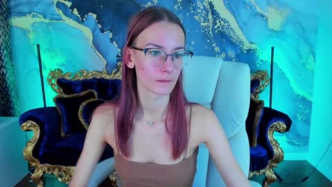 cozymell online show from December 7, 7:27 am