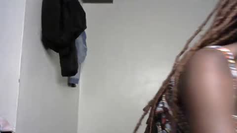 craizybitch online show from January 29, 3:58 pm