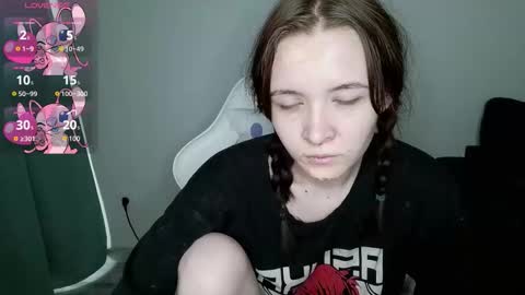 crash_test13 online show from October 30, 8:49 am