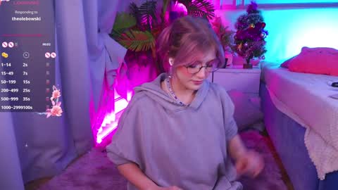 Snapshot of crazy__wine chatting on December 27, 10:37 pm Sonya online show from December 27, 10:37 pm