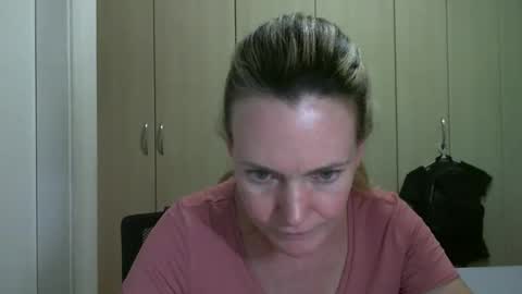 Anny online show from January 27, 9:00 pm