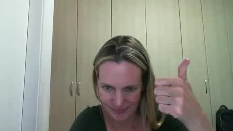 Anny online show from December 17, 9:38 pm