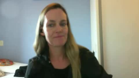 Snapshot of crazyanny chatting on October 2, 4:01 pm Anny online show from October 2, 4:01 pm
