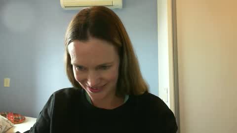 Snapshot of crazyanny chatting on September 25, 4:17 pm Anny online show from September 25, 4:17 pm