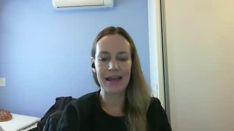 Snapshot of crazyanny chatting on October 10, 11:04 am Anny online show from October 10, 11:04 am