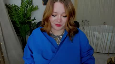 crazydaisiy online show from February 4, 8:38 pm