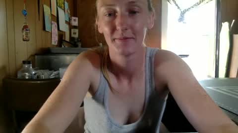 crazyfroglady online show from September 24, 7:35 pm
