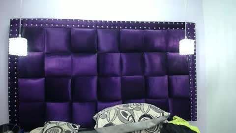 Snapshot of crazyonme chatting on February 5, 3:55 am diosalinda online show from February 5, 3:55 am