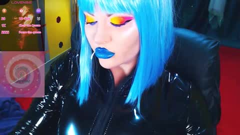 Snapshot of crazypinkyball chatting on October 22, 2:44 pm Roxy online show from October 22, 2:44 pm