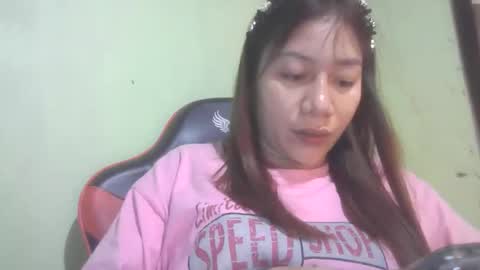 Snapshot of creamy_dara chatting on October 14, 3:03 pm creamy dara online show from October 14, 3:03 pm