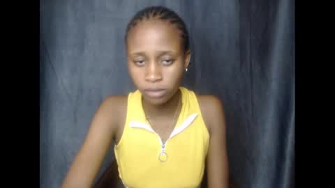 Snapshot of creamyxmuffin chatting on February 22, 10:26 pm creamyxmuffin online show from February 22, 10:26 pm