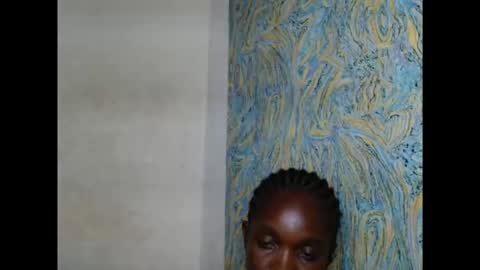 creamyxsugar online show from October 3, 2:16 am