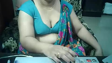 Snapshot of crezybhabihot chatting on September 14, 12:25 pm Sonika69 online show from September 14, 12:25 pm