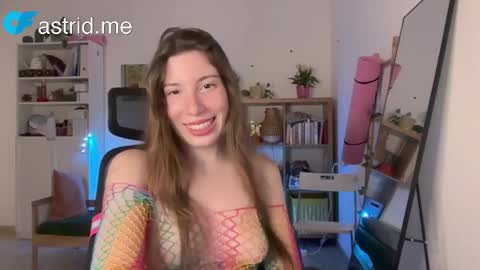 Astrid online show from September 23, 8:18 pm