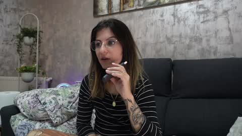 crissy_love online show from December 11, 9:41 am