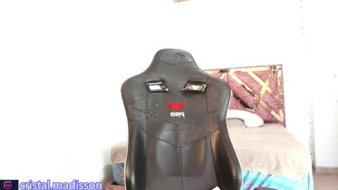 cristal madissonn online show from March 5, 10:38 pm