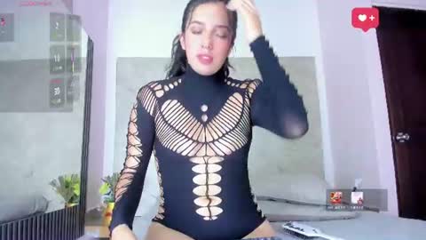 Cristal  online show from June 20, 12:09 pm