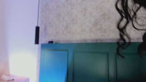 Snapshot of cristal_roberts_ chatting on September 10, 1:11 pm Cristal online show from September 10, 1:11 pm