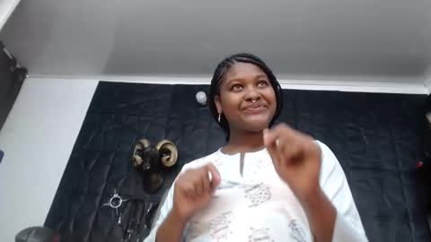 Hanna  online show from February 17, 8:35 am