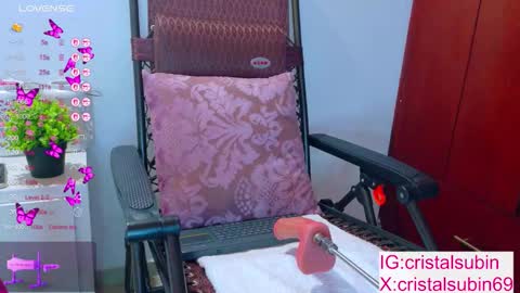 Snapshot of cristal_subin69 chatting on September 25, 12:04 pm STEFANYIG cristalsubin online show from September 25, 12:04 pm