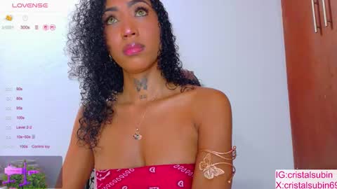 Snapshot of cristal_subin69 chatting on September 27, 12:23 pm STEFANYIG cristalsubin online show from September 27, 12:23 pm