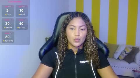 Cristal online show from February 2, 11:21 pm