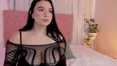 Snapshot of cristalcutte_ chatting on January 16, 12:20 pm Cristal Cute online show from January 16, 12:20 pm