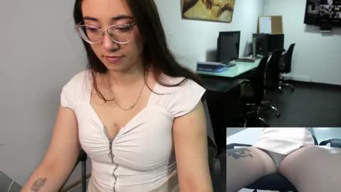 you can call me your sweettie assistant   online show from February 4, 11:27 am