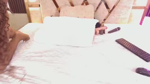 Snapshot of cristhinbrown chatting on October 4, 7:40 pm cristin  online show from October 4, 7:40 pm