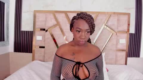 Snapshot of cristhinbrown chatting on September 26, 7:33 pm cristin  online show from September 26, 7:33 pm