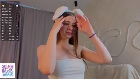 Kate  online show from April 4, 4:55 am