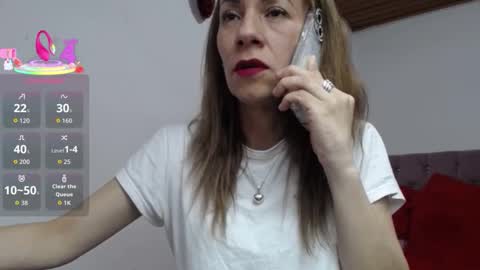 Snapshot of cristin_doll chatting on October 15, 9:28 pm cristina online show from October 15, 9:28 pm