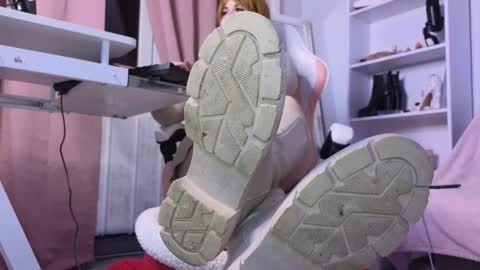 Cruel Siren online show from January 8, 8:57 pm