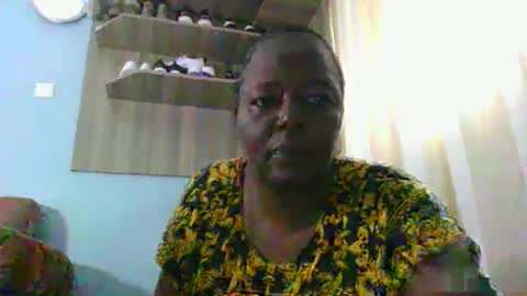 crunchy_g24 online show from November 12, 8:45 am