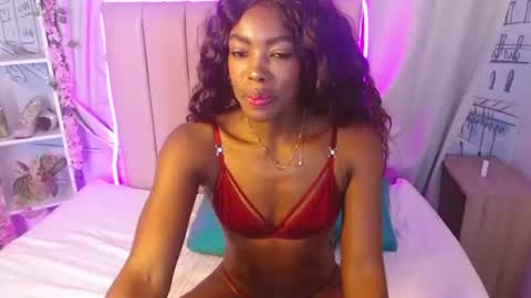 cruzsofia_res online show from June 17, 12:28 pm