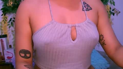 crysrus online show from December 21, 2:49 am