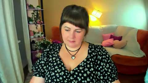 Snapshot of crystaalstaar chatting on September 13, 7:44 pm Anna online show from September 13, 7:44 pm