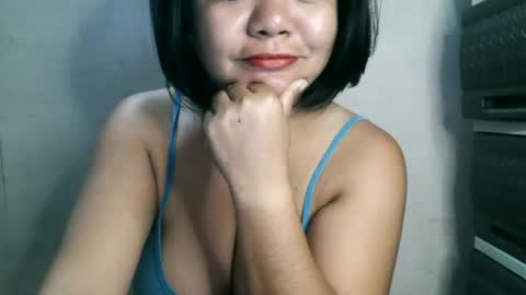 Snapshot of crystal_april chatting on February 11, 1:10 am Crys online show from February 11, 1:10 am