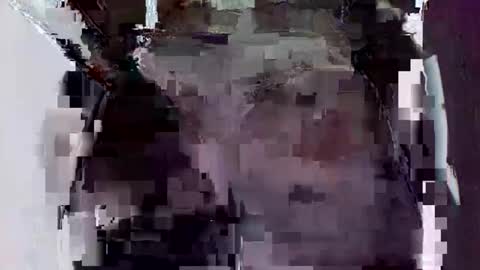 Snapshot of crystal_viv_1 chatting on September 29, 7:02 am crystal_viv_1 online show from September 29, 7:02 am