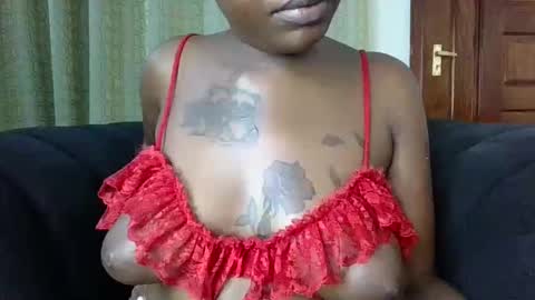 Snapshot of crystal_viv_1 chatting on February 19, 10:42 pm crystal_viv_1 online show from February 19, 10:42 pm