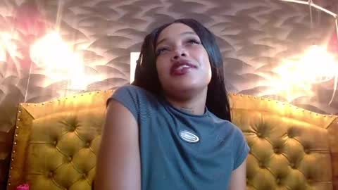 Snapshot of crystalbrooke3x chatting on October 30, 12:02 am Crystal online show from October 30, 12:02 am