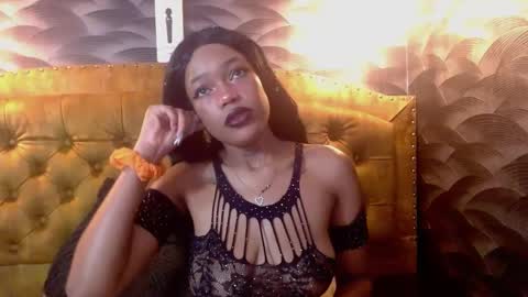 Snapshot of crystalbrooke3x chatting on October 14, 9:50 pm Crystal online show from October 14, 9:50 pm