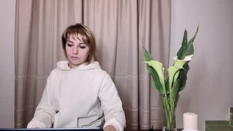Mary online show from July 28, 8:52 pm