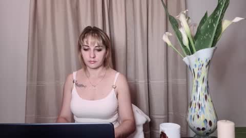 Mary online show from July 19, 7:49 pm