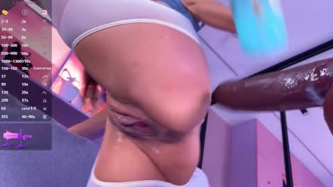 Snapshot of crystallana chatting on October 17, 7:55 am Lana online show from October 17, 7:55 am