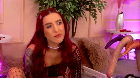 crystallred online show from March 17, 7:12 am