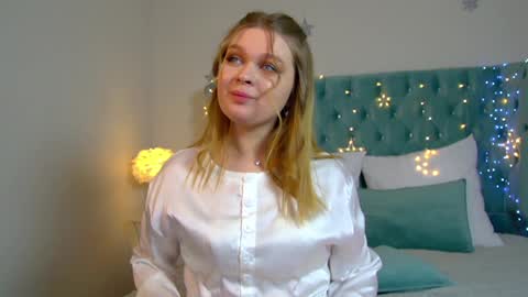 Crystal online show from December 14, 5:14 pm