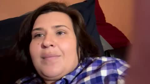 Snapshot of crystalspring chatting on October 31, 2:02 am crystalspring online show from October 31, 2:02 am