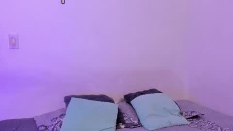 Soy Crystal online show from January 10, 11:04 am