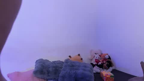 Snapshot of crystalvazquez chatting on October 27, 1:06 pm Soy Crystal online show from October 27, 1:06 pm